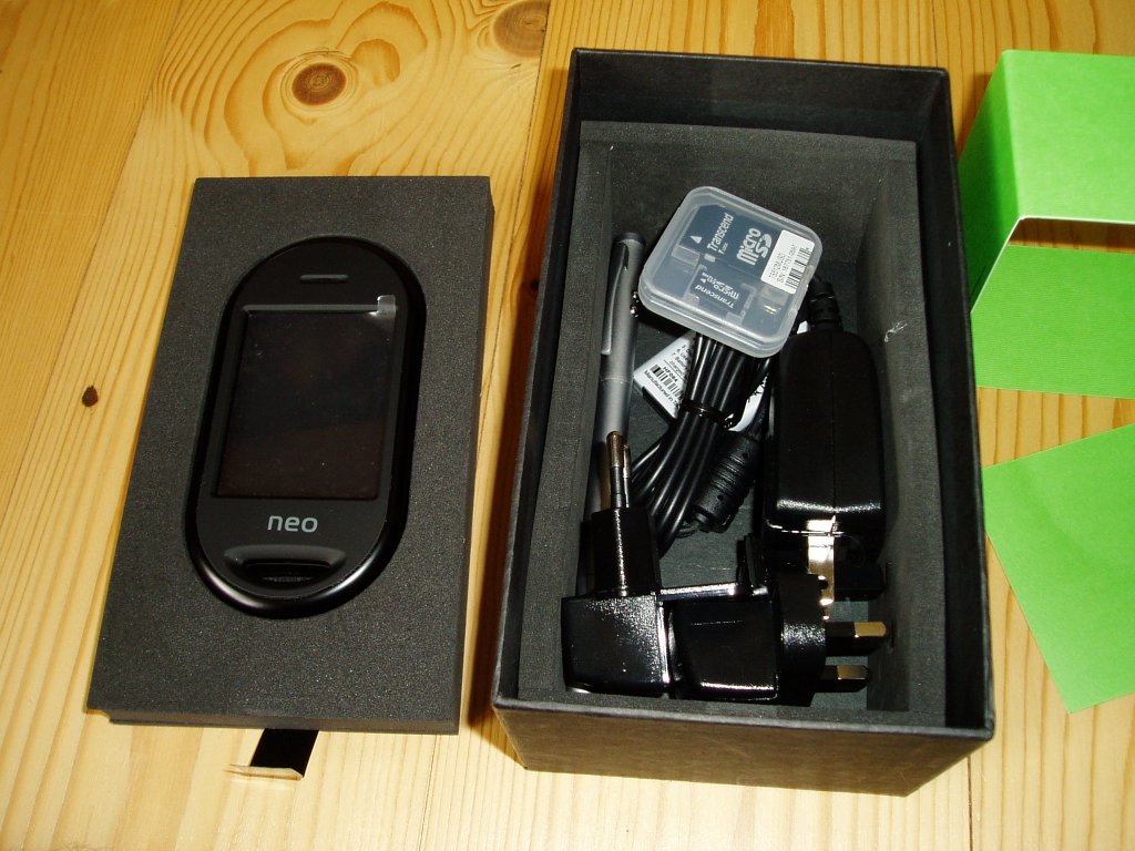OpenMoko Contents, once the FreeRunner is lifted