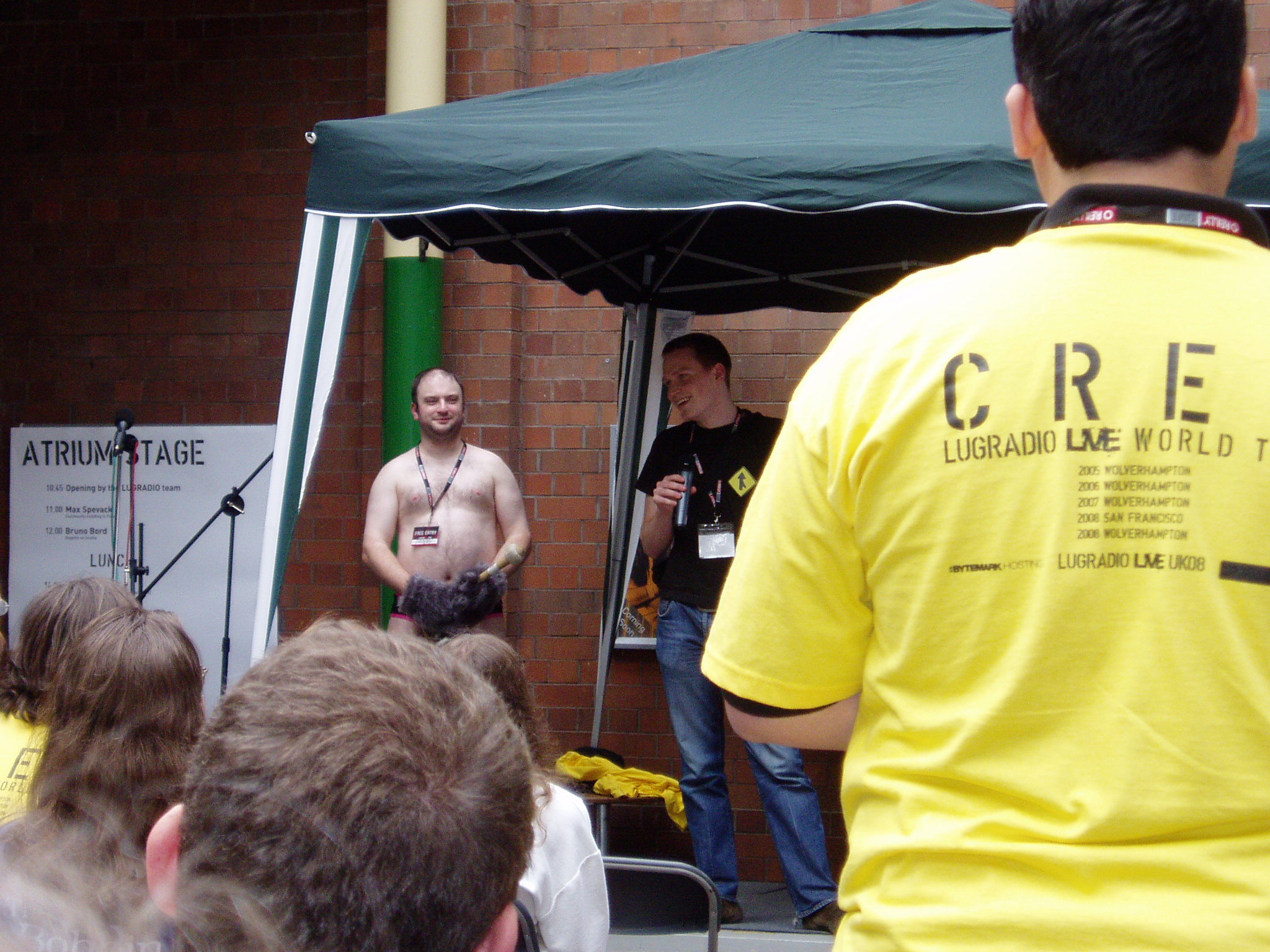 LugRadio Live UK 2008 Gong Guy